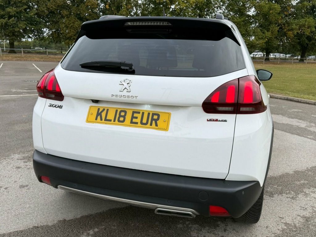 Peugeot 2008 1.2 Puretech 110 Gt Line Black #24