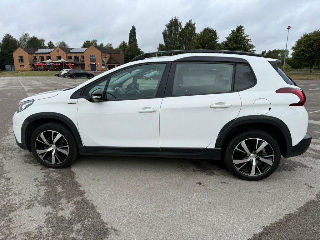 Peugeot 2008 1.2 Puretech 110 Gt Line Black #61