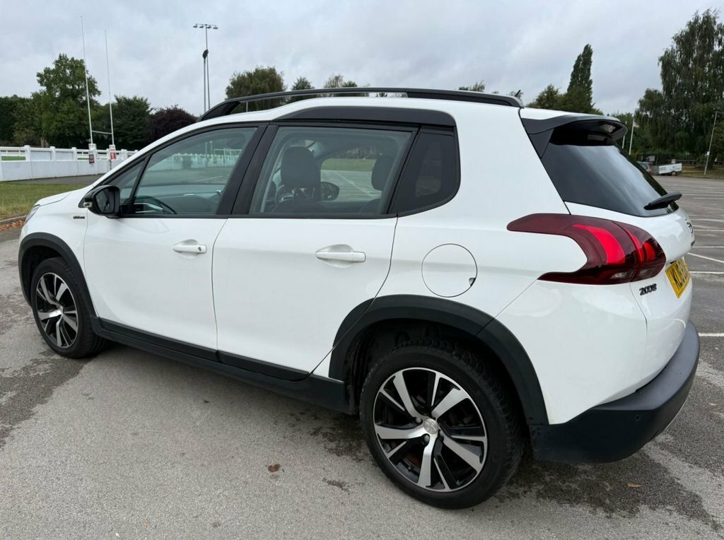 Peugeot 2008 1.2 Puretech 110 Gt Line Black #58
