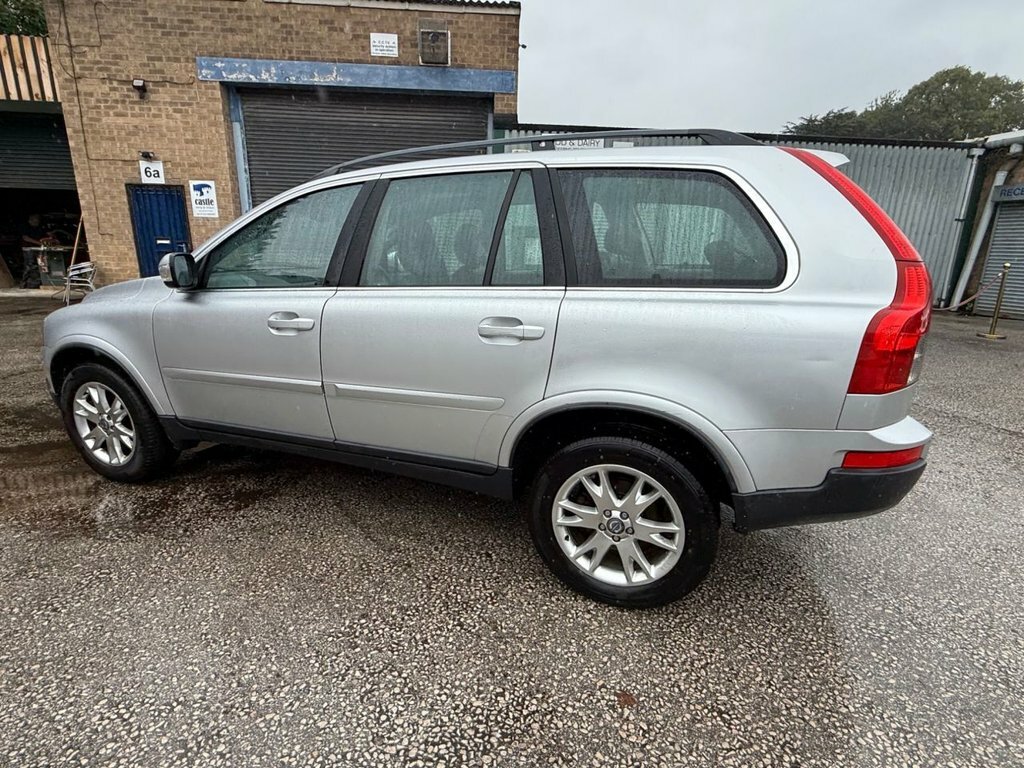 Volvo XC90 2.4L Se Silver