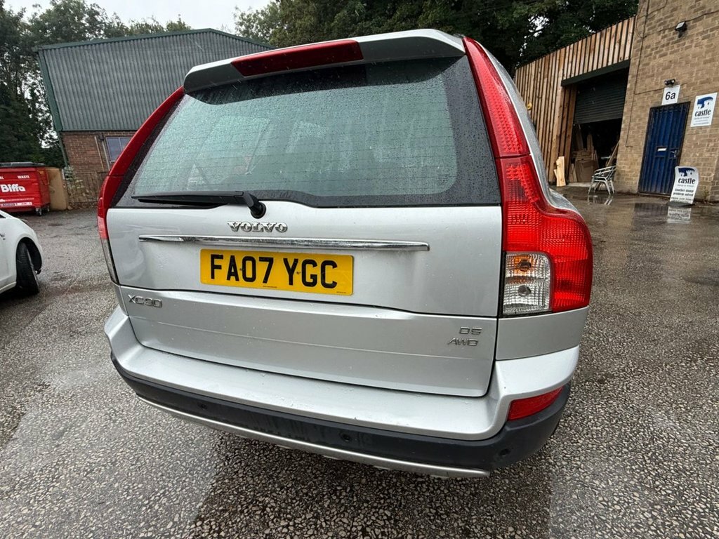 Volvo XC90 D5 Se 5-Door Grey #9