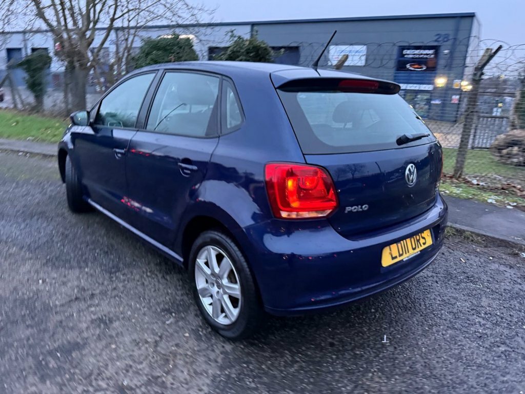 Volkswagen Polo Hatchback Silver #32