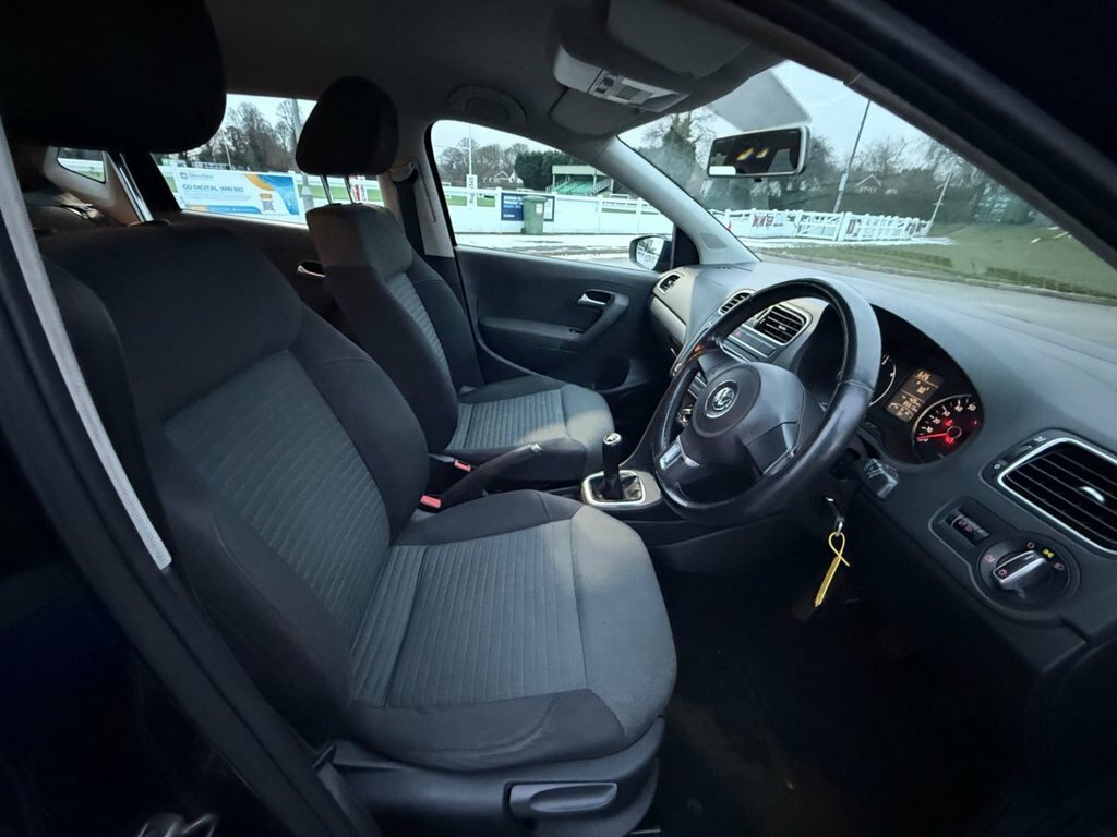 Volkswagen Polo Hatchback Silver #21