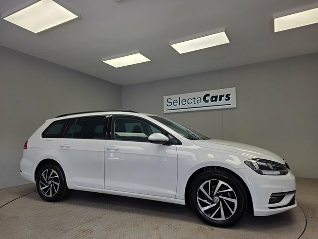 Volkswagen Golf 1.6 Tdi Match Estate Euro 6 S S BD69WUL White #4