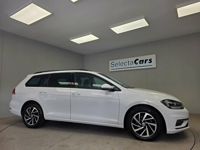 Volkswagen Golf 1.6 Tdi Match Estate Euro 6 S S White