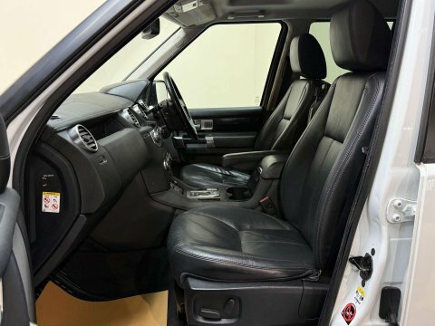 Land Rover Discovery 3 .0 Discovery Hse White #4