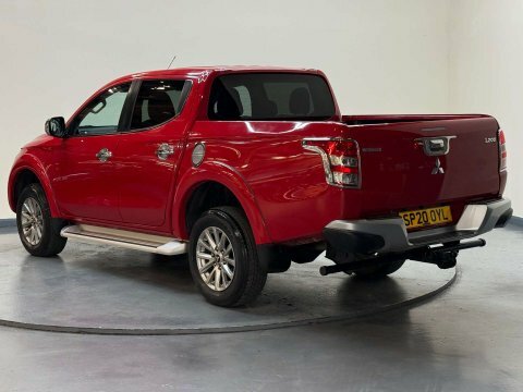Mitsubishi L200 2.4 L200 Barbarian Red #6
