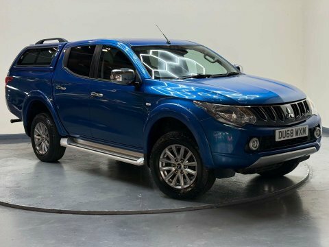 Mitsubishi L200 2.4 L200 Titan Blue