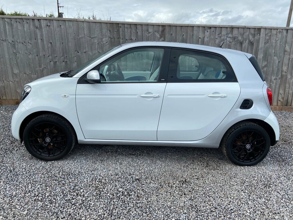 Smart Forfour 0.9T Proxy Hatchback Euro 6 Ss White #4