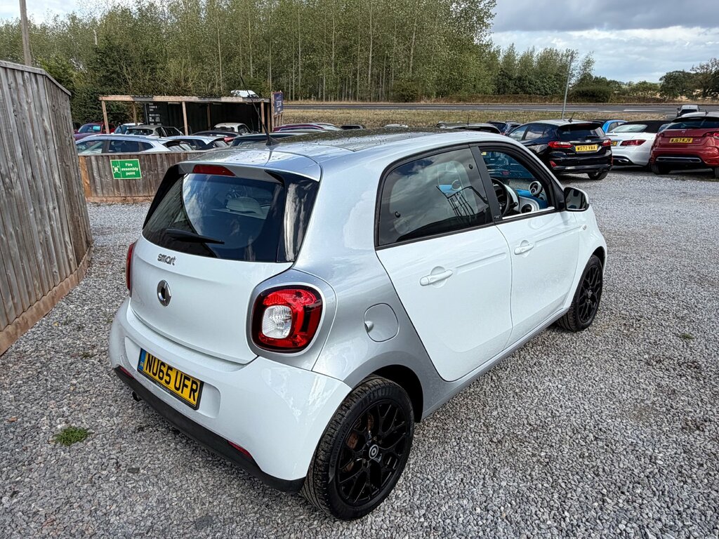 Smart Forfour Hatchback White #8