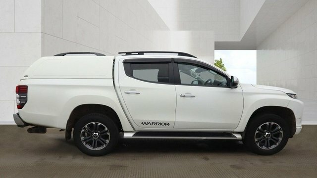 Mitsubishi L200 Di-d Dc Warrior Pickup White #6