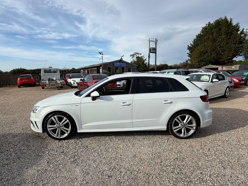 Audi A3 1.4 Tfsi Cod S Line Sportback Eu DG14PUA White #3
