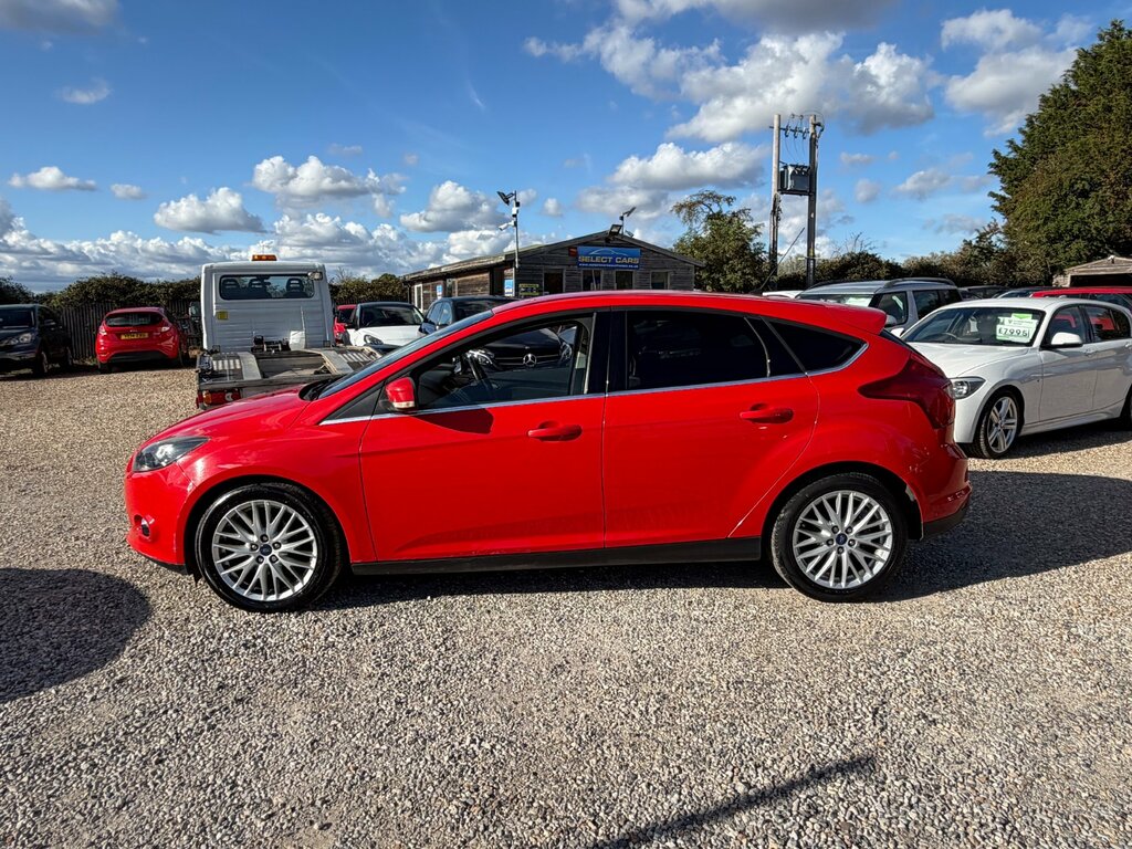 Ford Focus 1.6 Zetec Hatchback Euro 5 105 BK63OGB Red #6