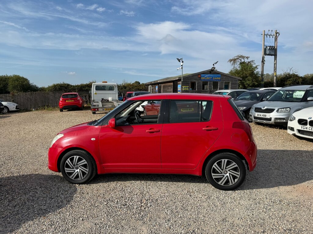 Suzuki Swift 1.3 Gl Hatchback 148 Gkm, 91 B VN56EEB Red #5