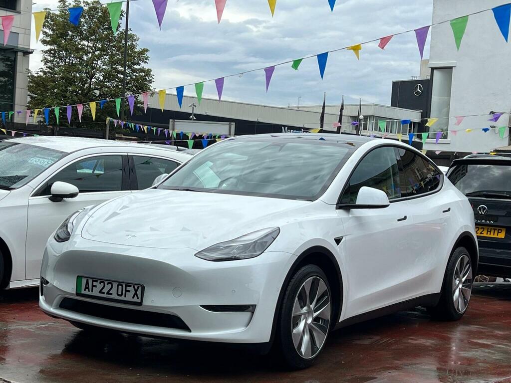 Tesla Model Y Suv White #6