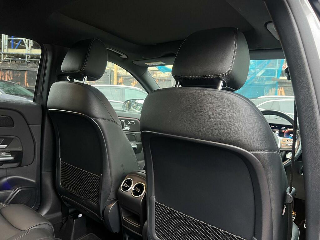 Mercedes-Benz GLA Class Gla 200 Amg Line  #32