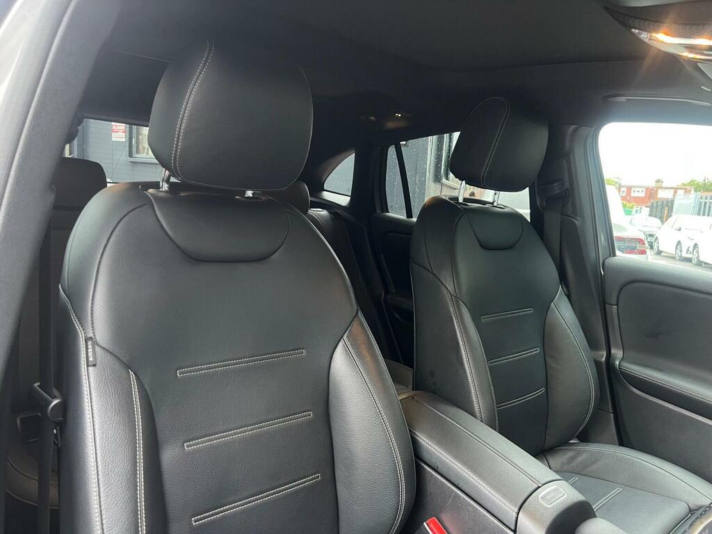 Mercedes-Benz GLA Class Gla 200 Amg Line  #26