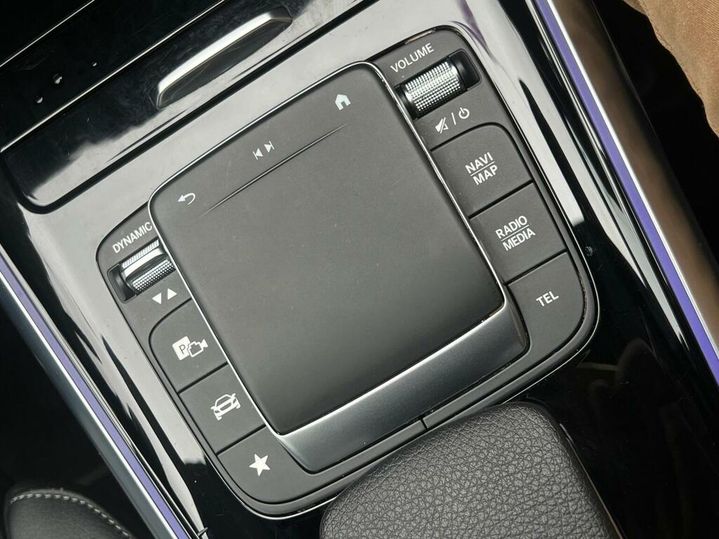 Mercedes-Benz GLA Class Gla 200 Amg Line  #43