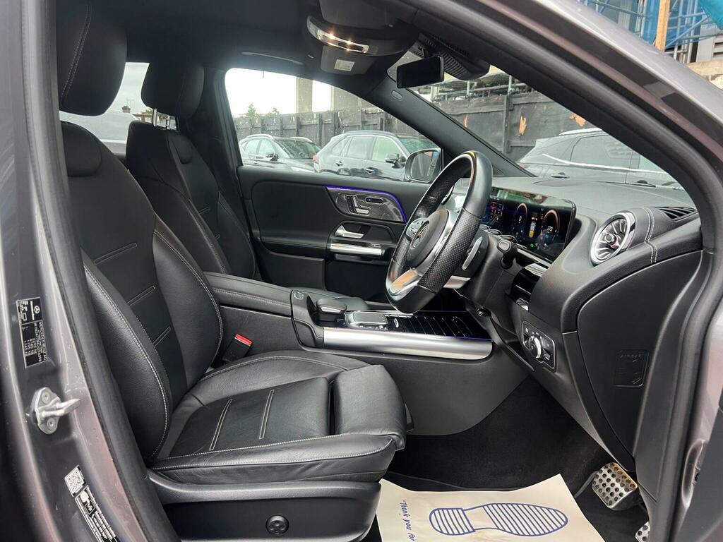 Mercedes-Benz GLA Class Gla 200 Amg Line  #25