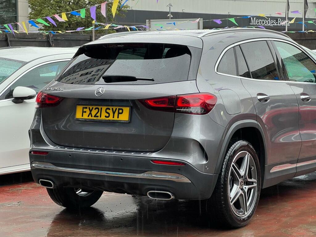 Mercedes-Benz GLA Class Gla 200 Amg Line  #9