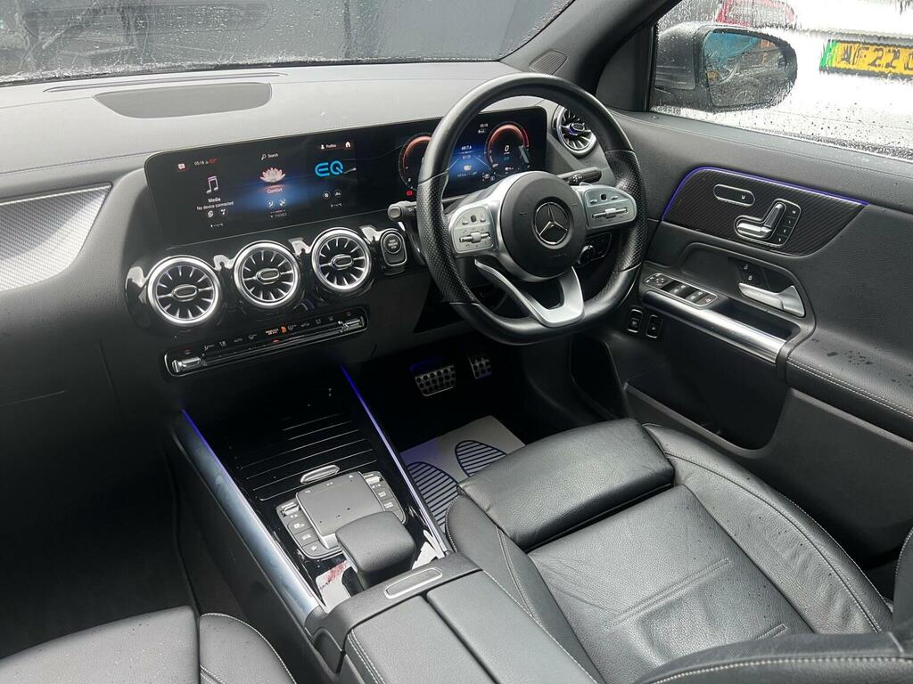 Mercedes-Benz GLA Class Gla 200 Amg Line  #24