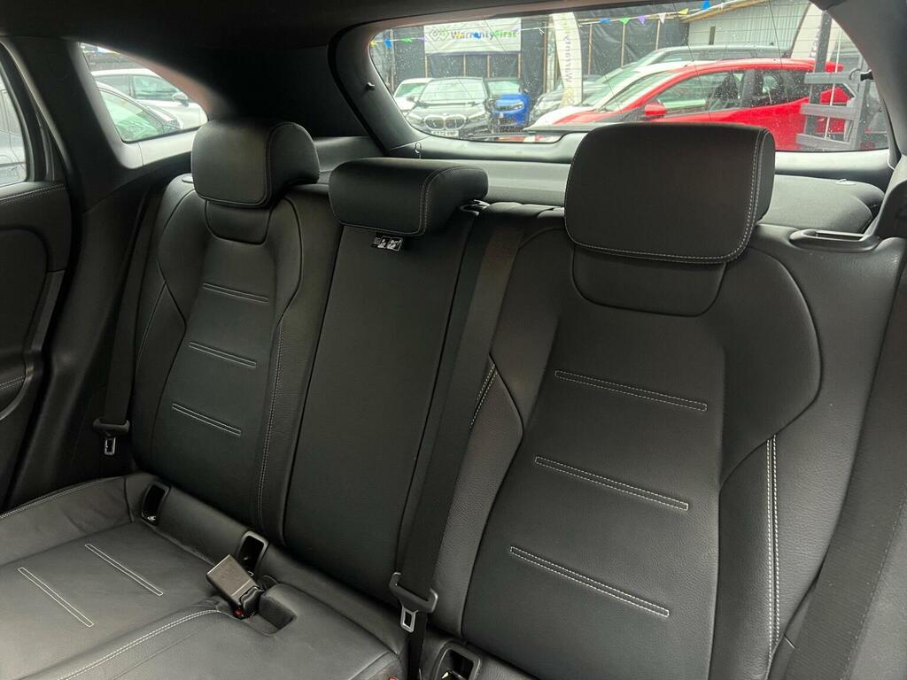 Mercedes-Benz GLA Class Gla 200 Amg Line  #30
