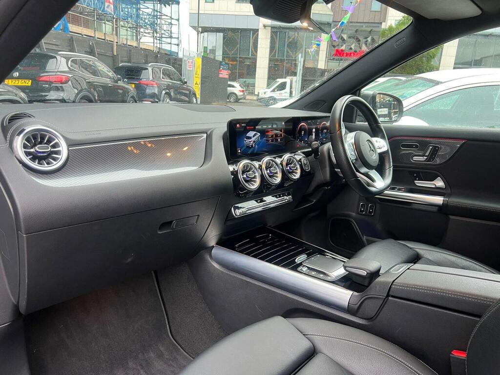 Mercedes-Benz GLA Class Gla 200 Amg Line  #21
