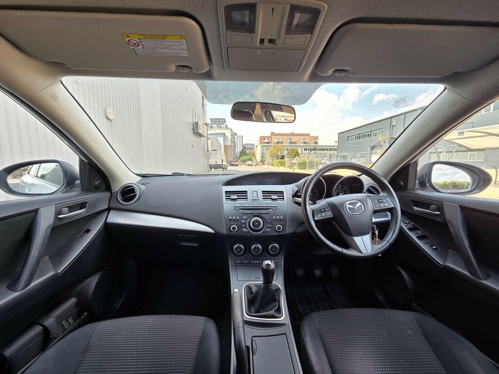 Mazda 3 S Red #23
