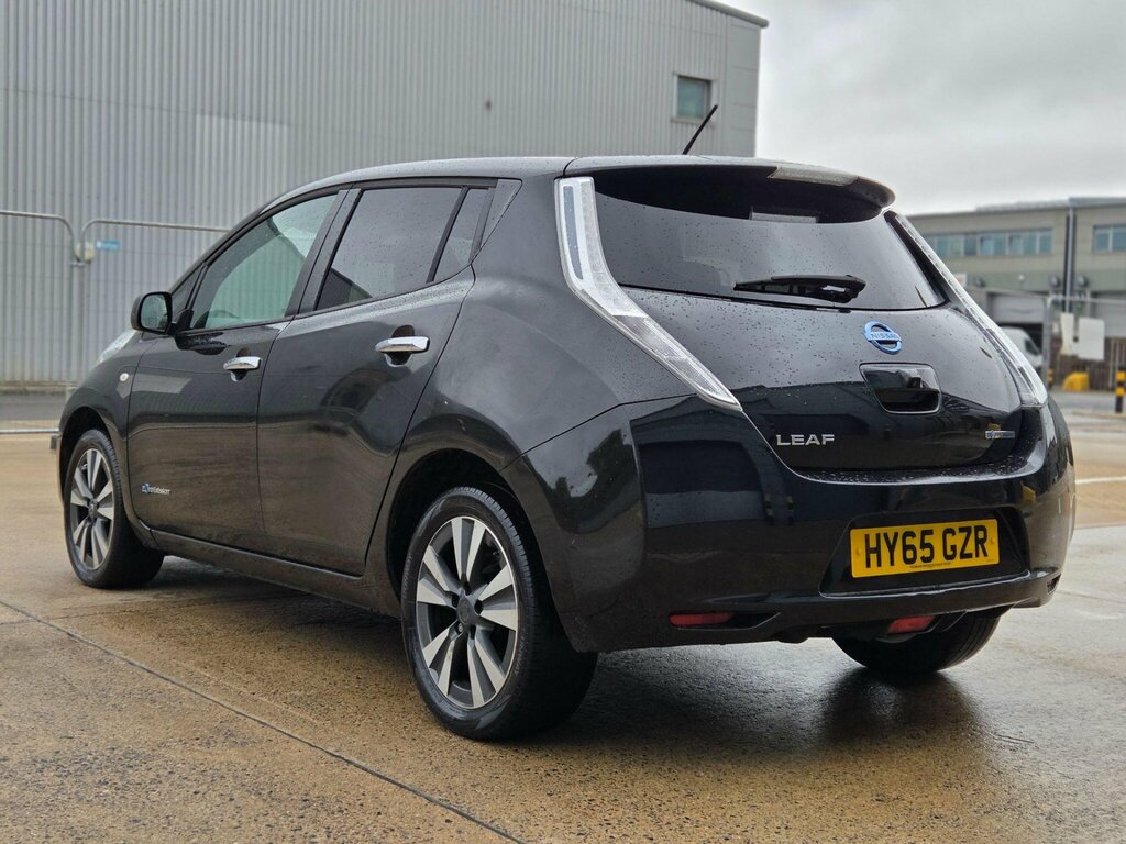 Nissan Leaf Visia Plus Red #14