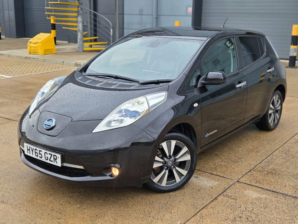 Nissan Leaf Visia Plus Red #8