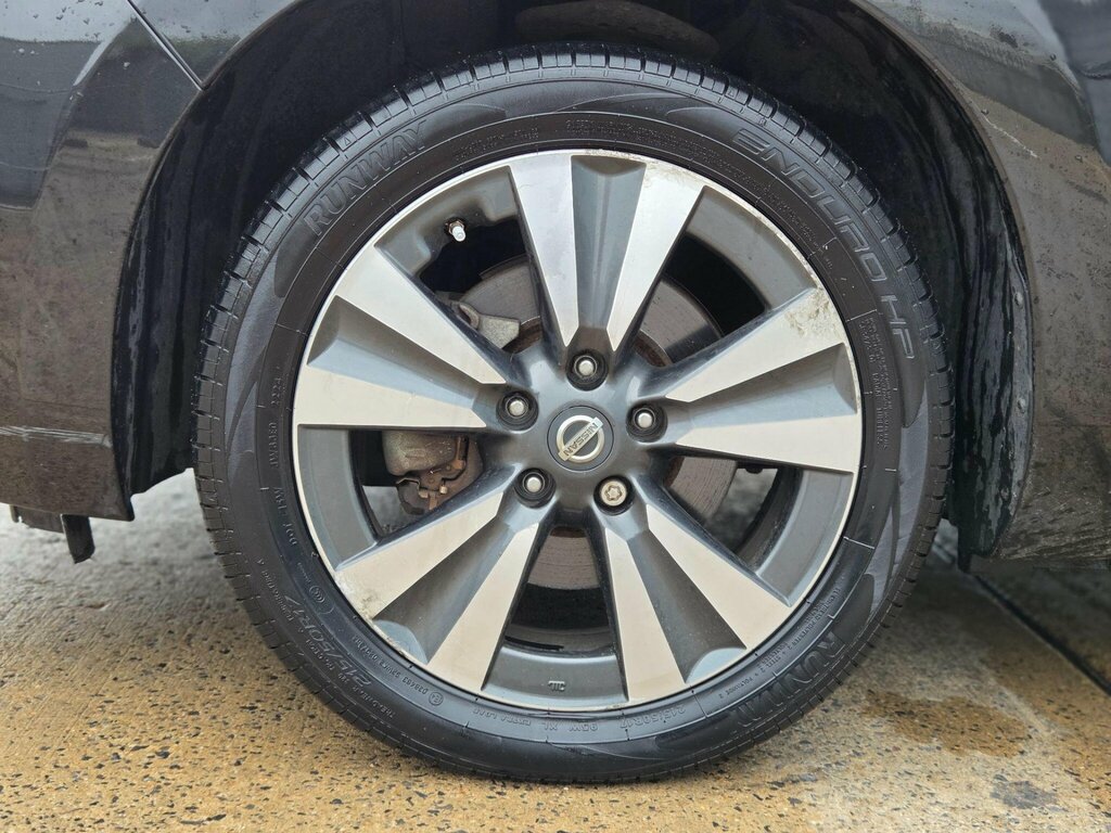 Nissan Leaf Visia Plus Red #47
