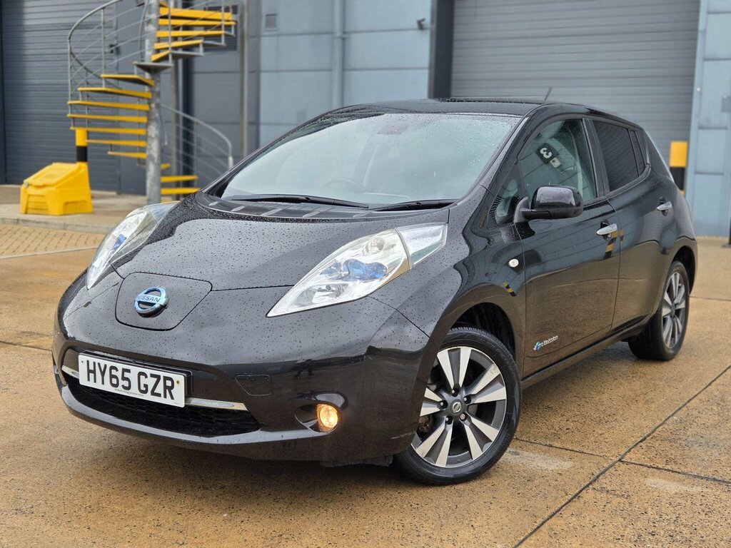 Nissan Leaf 24Kwh Tekna Black #2