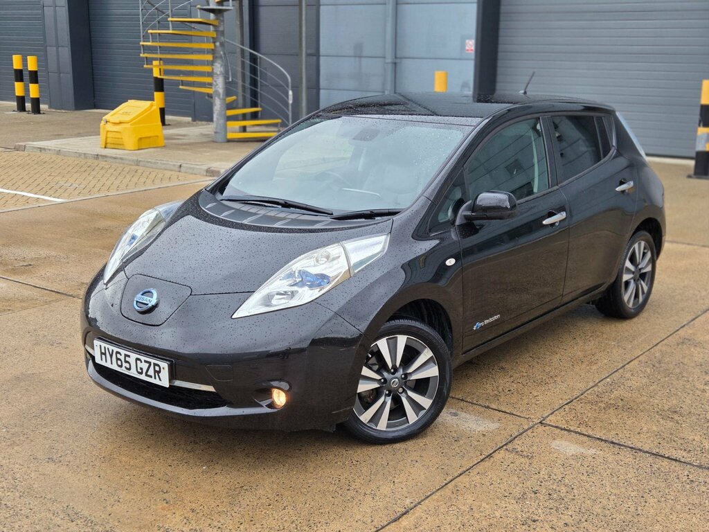 Nissan Leaf 24Kwh Tekna Black #6