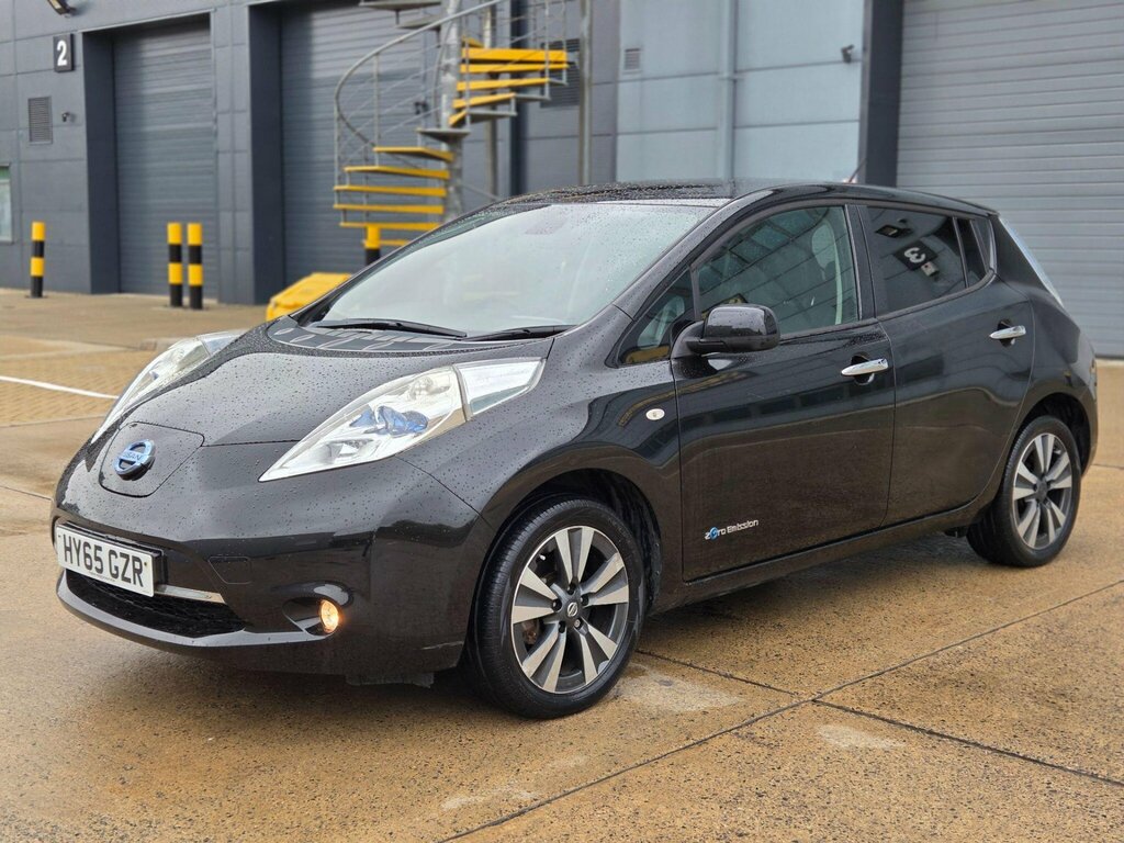 Nissan Leaf Visia Plus Red #17