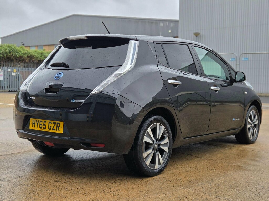 Nissan Leaf 24Kwh Tekna Black #3