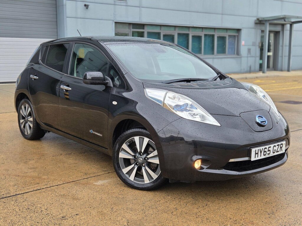 Nissan Leaf 24Kwh Tekna Black #5