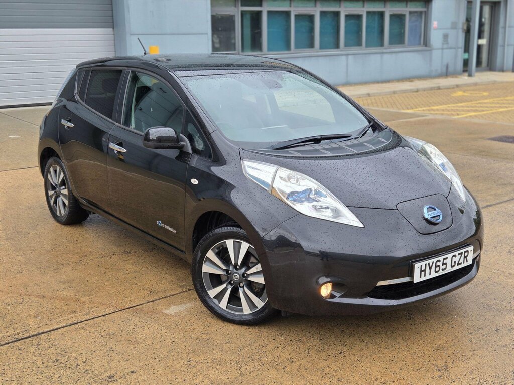 Nissan Leaf Visia Plus Red #10