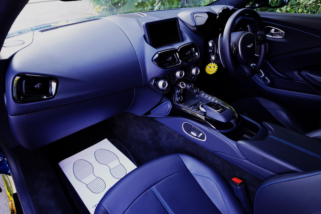 Aston Martin Vantage Automatic Green #37