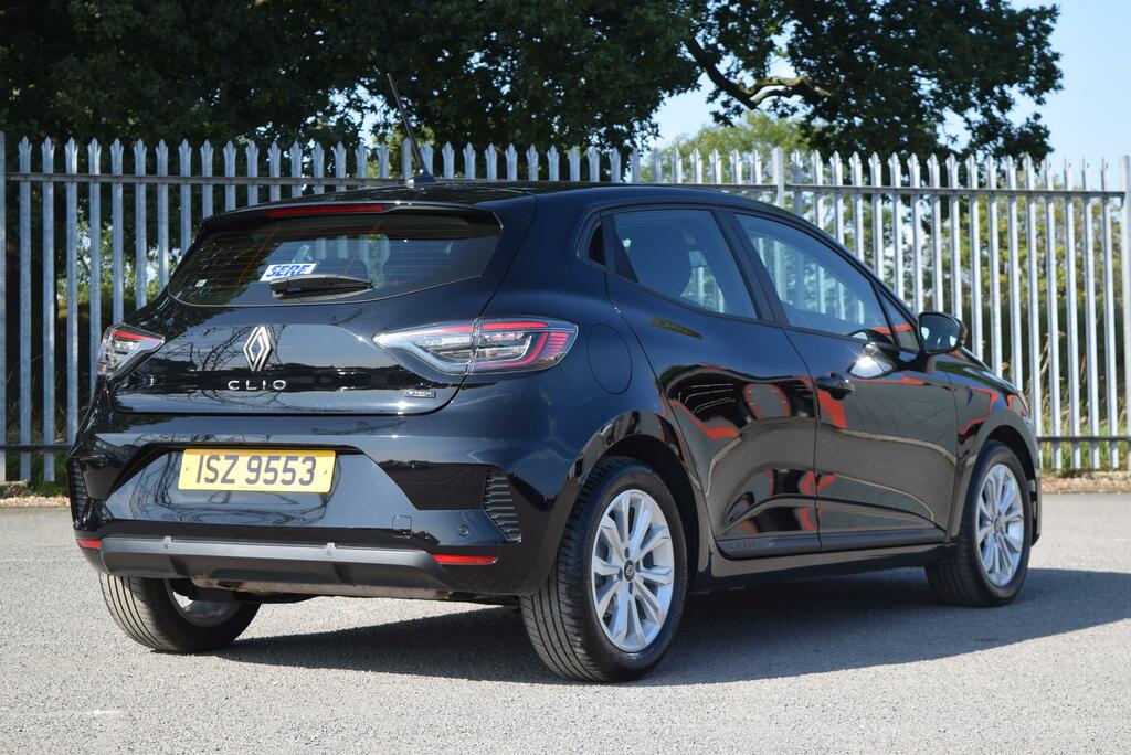 Renault Clio 1.6 E-tech Full Hybrid 145 Evolution ISZ9553 Black #4