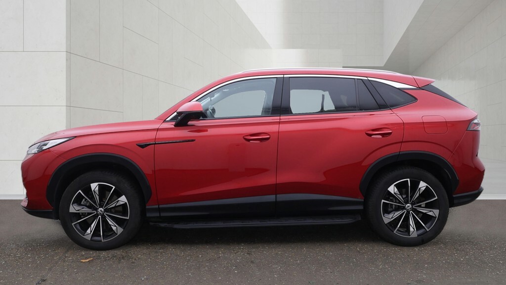 MG HS 1.5 T-gdi Phev Trophy CA25TKO Red #5