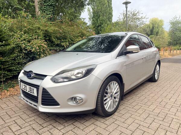 Ford Focus 1.6 Zetec Powershift Euro 5 #3