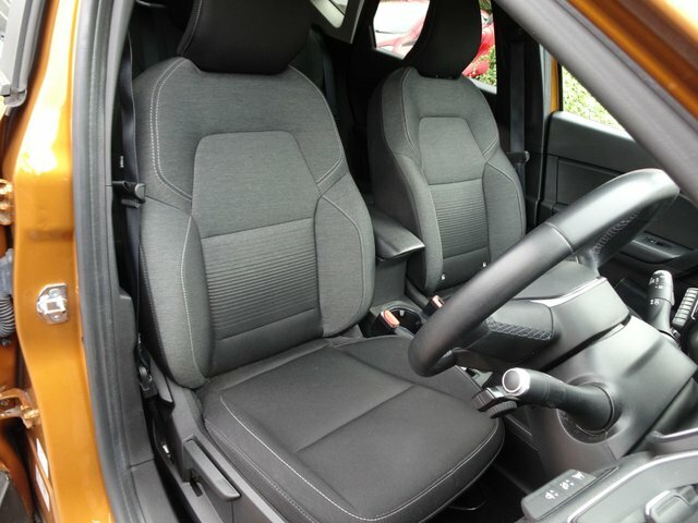 Renault Captur E-tech Launch Edition Black #8