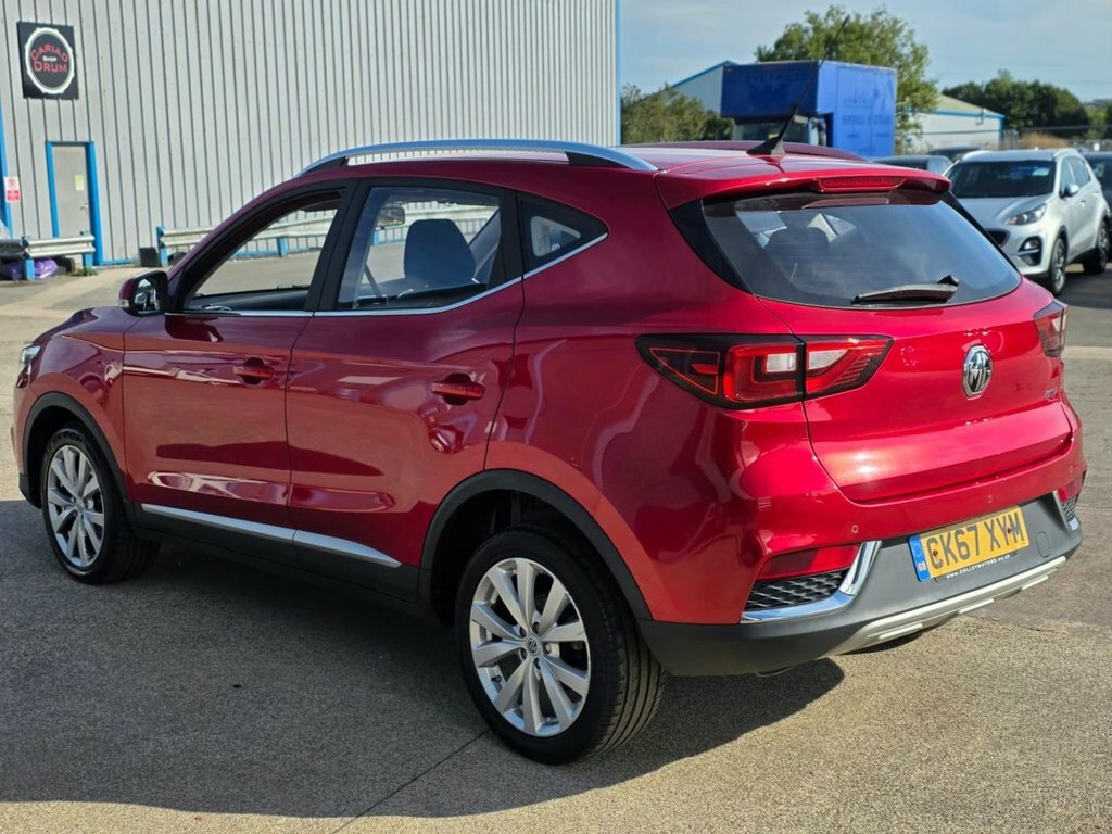 MG ZS 1.5L Excite Red #6