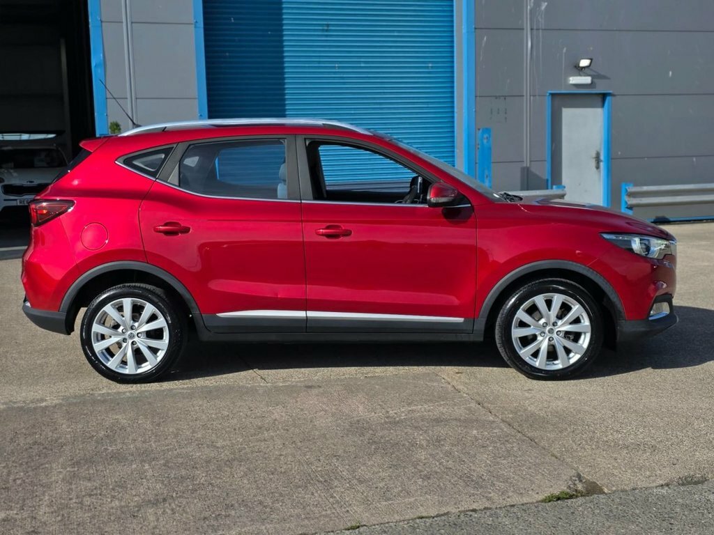 MG ZS 1.5L Excite Red #2