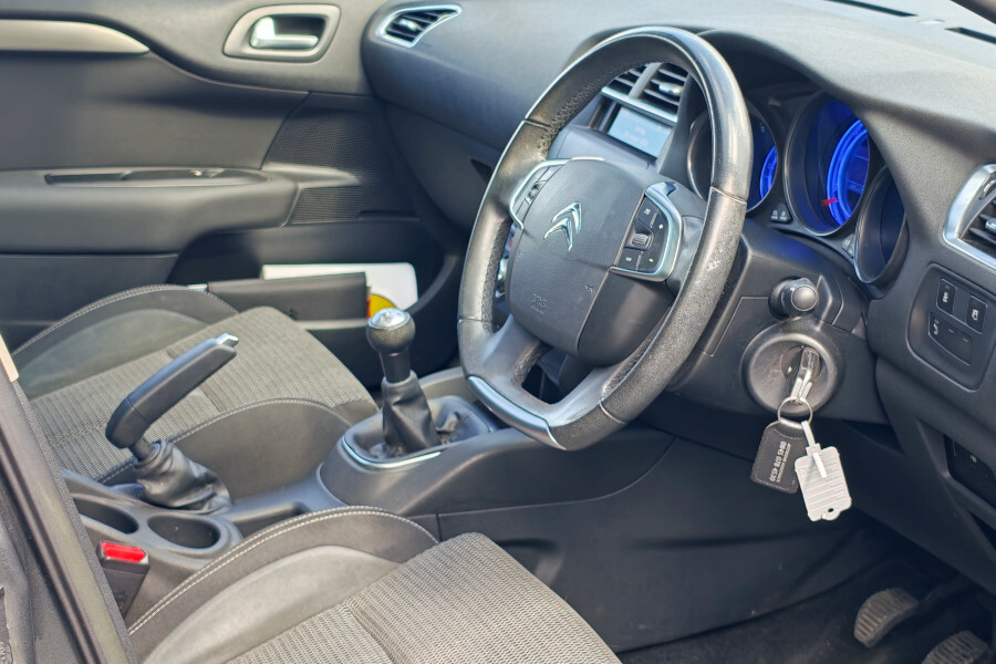 Citroen C4 Selection Black #22