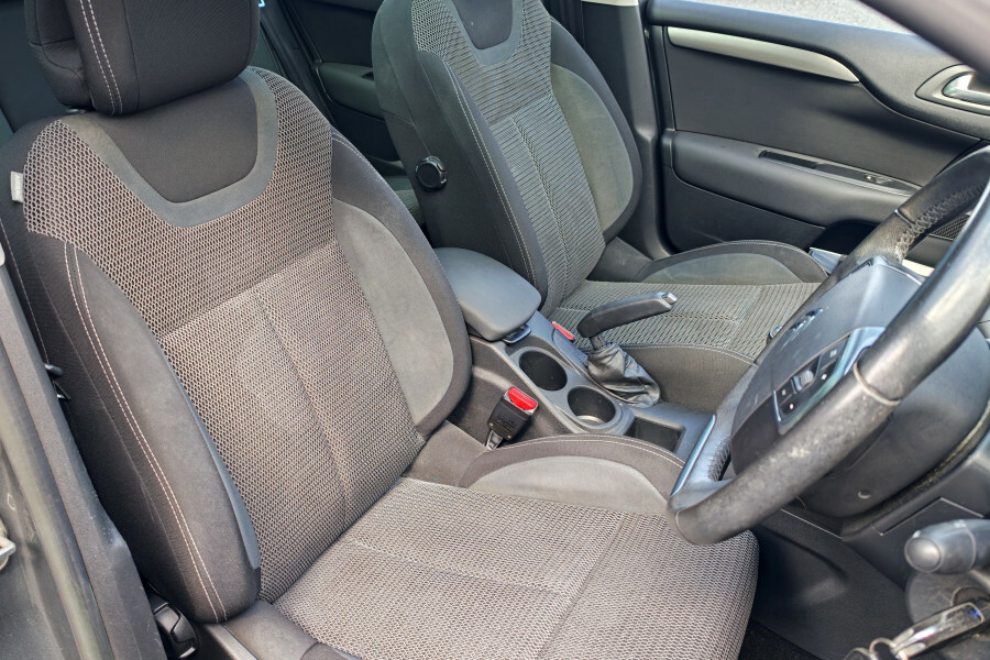 Citroen C4 Selection Black #23