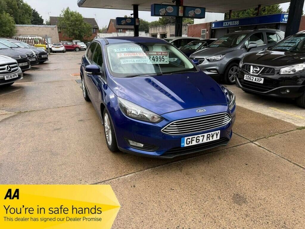 Ford Focus Hatchback 1.0T Ecoboost Zetec Edition Euro 6 Ss Blue