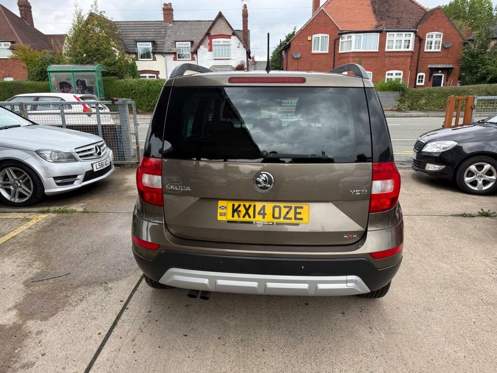 Skoda Yeti 2.0 Tdi Elegance Outdoor Dsg 4Wd Euro 5 Brown #4