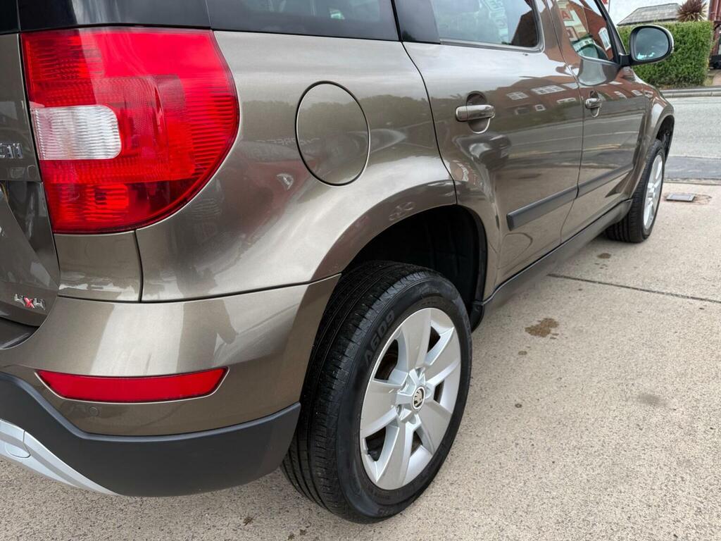 Skoda Yeti Suv Blue #13