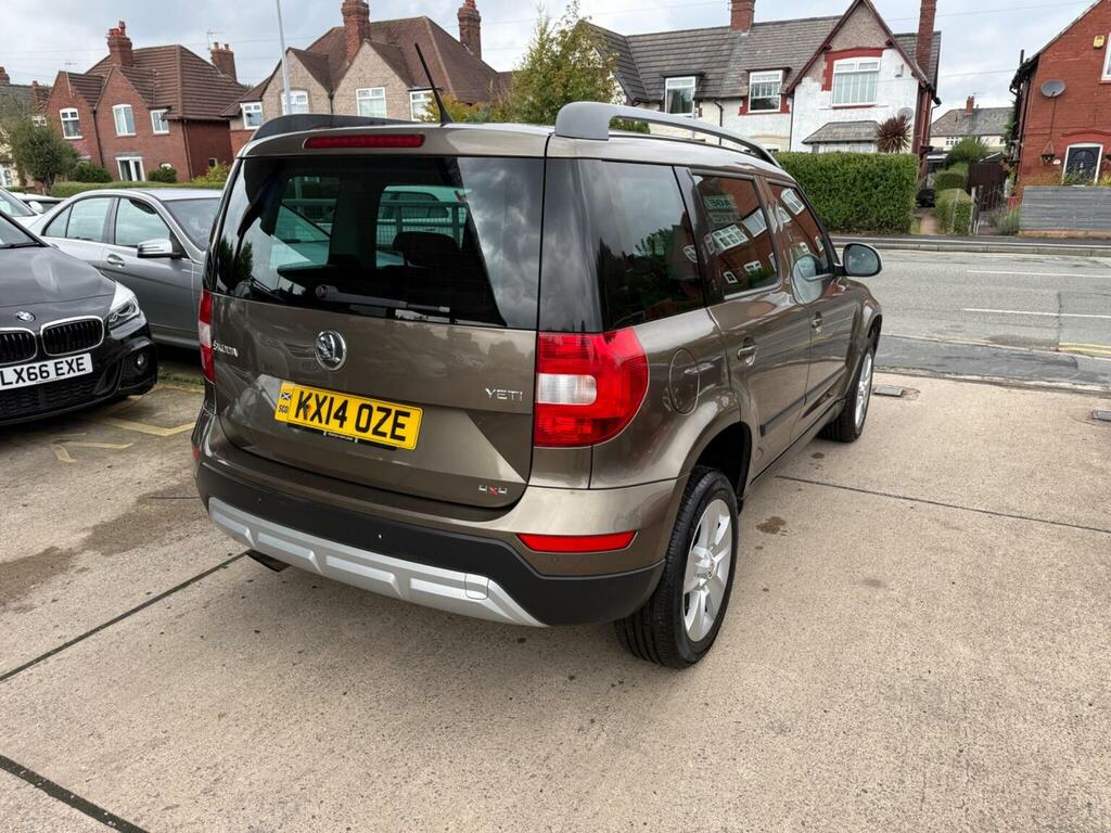 Skoda Yeti 2.0 Tdi Elegance Outdoor Dsg 4Wd Euro 5 Brown #3